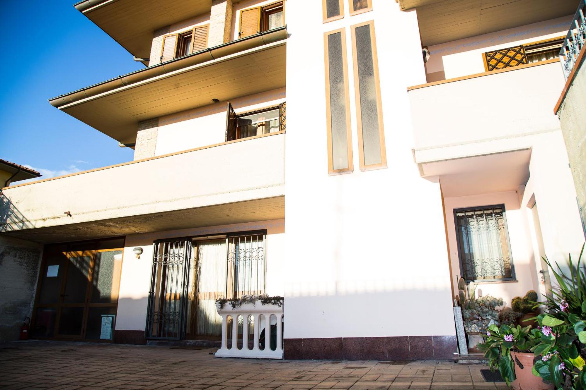 B&B Nuovo Paradiso Pescia Exterior photo