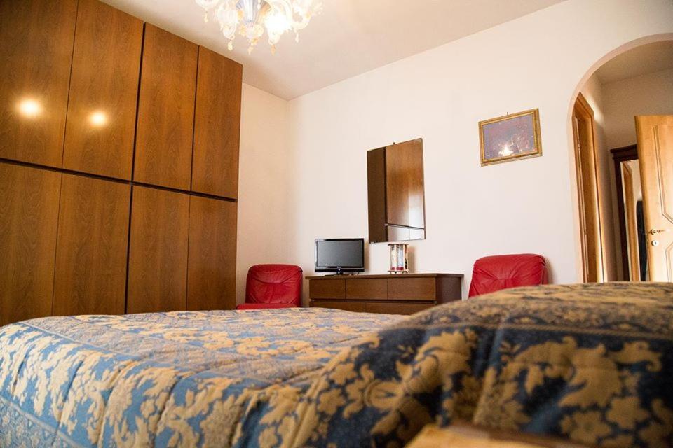 B&B Nuovo Paradiso Pescia Exterior photo