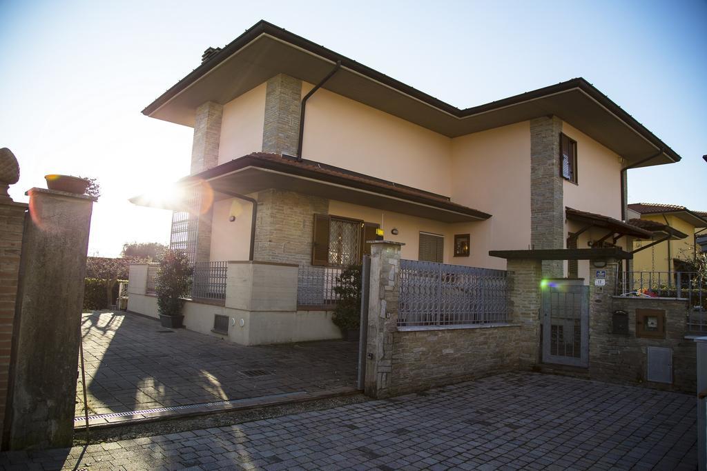 B&B Nuovo Paradiso Pescia Exterior photo
